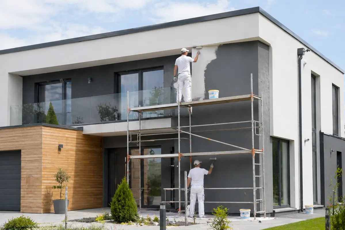 Pintura de fachada exterior con tratamiento anti-humedad